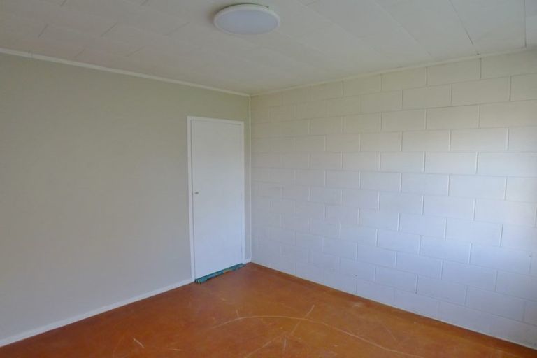 Photo of property in 2/60 Gardner Avenue, New Lynn, Auckland, 0600