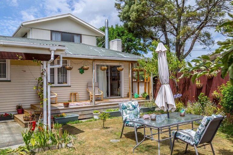 Photo of property in 27 Wavell Crescent, Lansdowne, Masterton, 5810