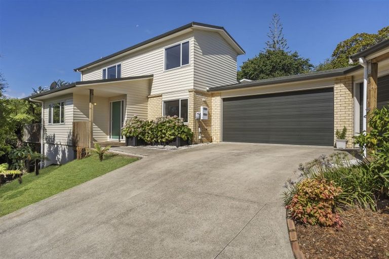 Photo of property in 67a Beach Haven Road, Beach Haven, Auckland, 0626