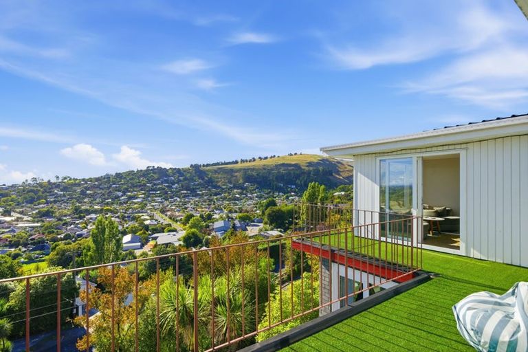 Photo of property in 2 Aotea Terrace, Huntsbury, Christchurch, 8022