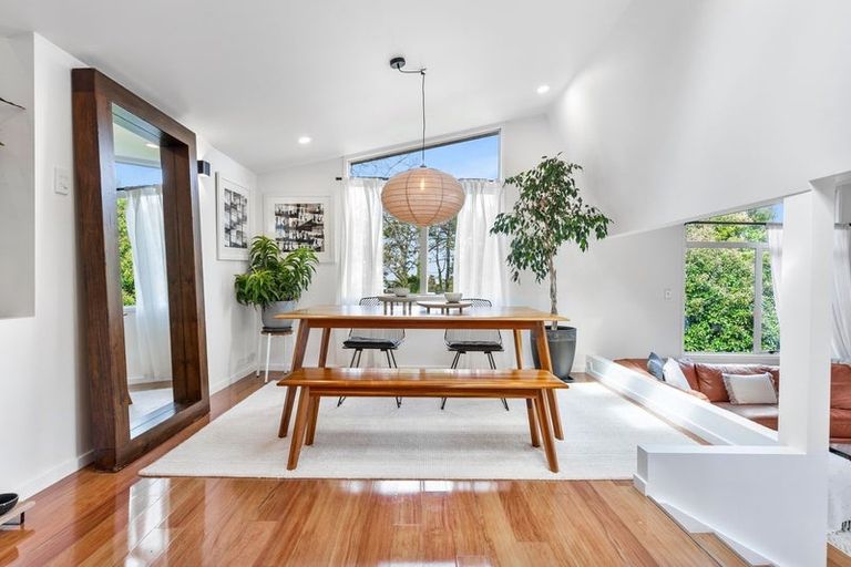 Photo of property in 1000 East Coast Road, Northcross, Auckland, 0630