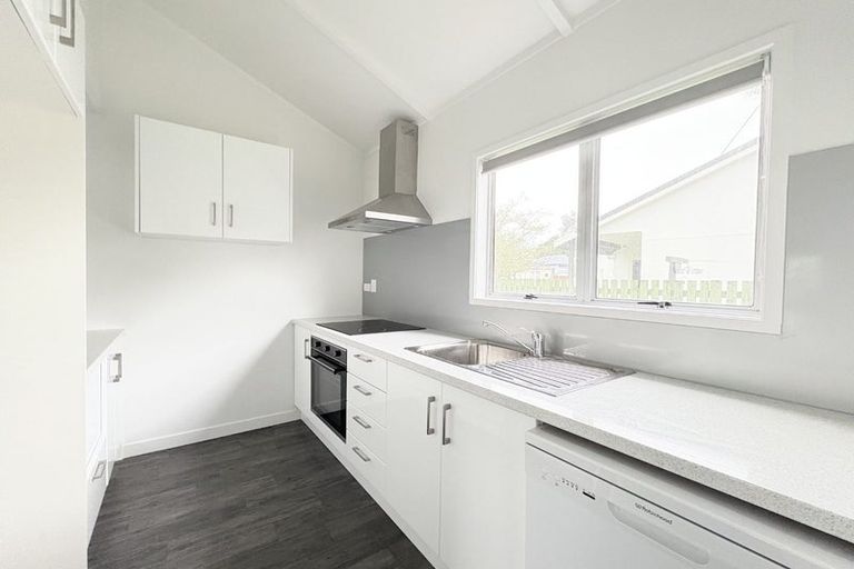 Photo of property in 5 Attlee Place, Gisborne, 4010