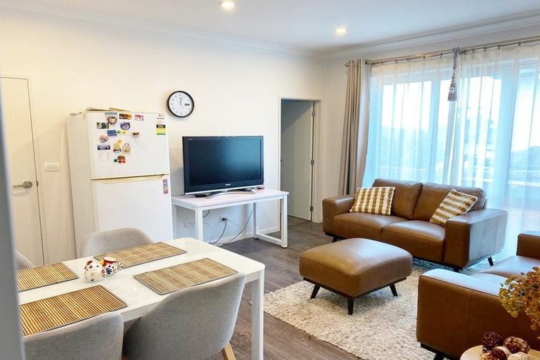 Photo of property in 6 Sauvignon Avenue, Ranui, Auckland, 0612