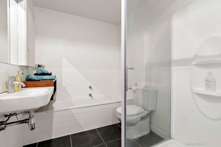 Photo of property in Altar Apartments, 24/120 Rintoul Street, Newtown, Wellington, 6021