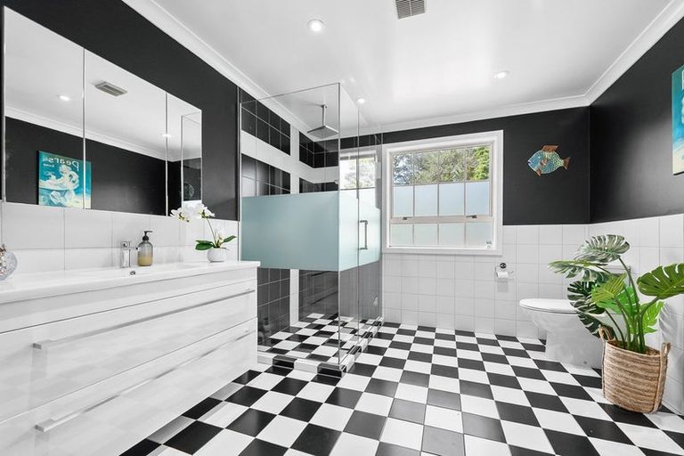 Photo of property in 63 Black Beech Street, Birchville, Upper Hutt, 5018