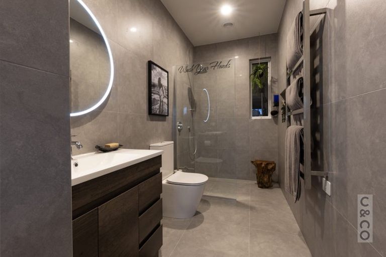 Photo of property in 61 Pitoitoi Drive, Riverhead, 0820