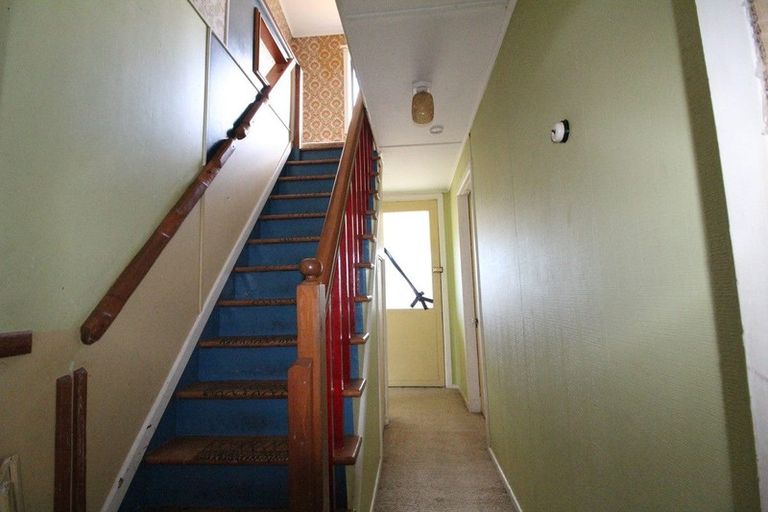 Photo of property in 24 Helena Street, Lumsden, 9730