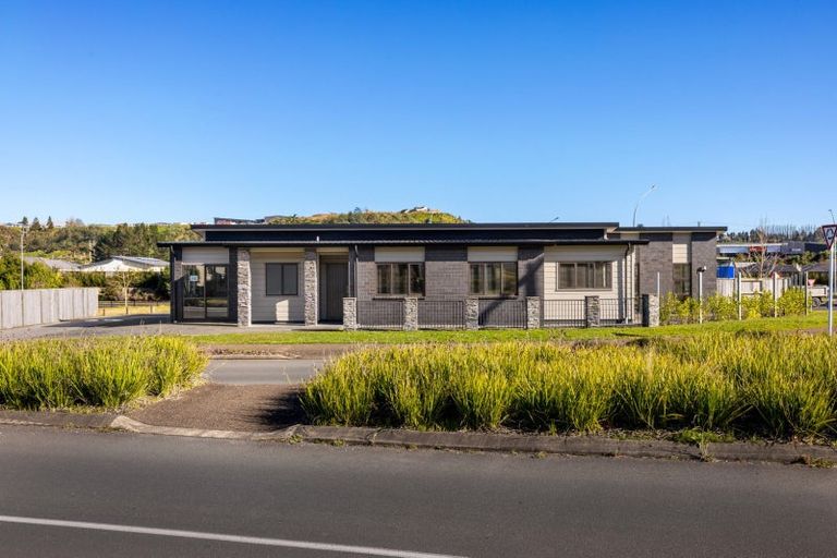 Photo of property in 200 Lakes Boulevard, Pyes Pa, Tauranga, 3112