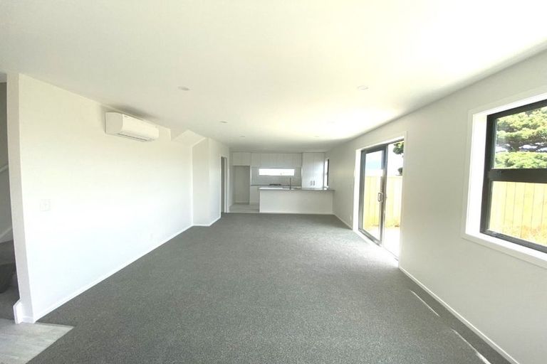 Photo of property in 52e Chesterton Street, Johnsonville, Wellington, 6037