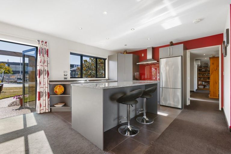 Photo of property in 27 Farrant Drive, Wanaka, 9305