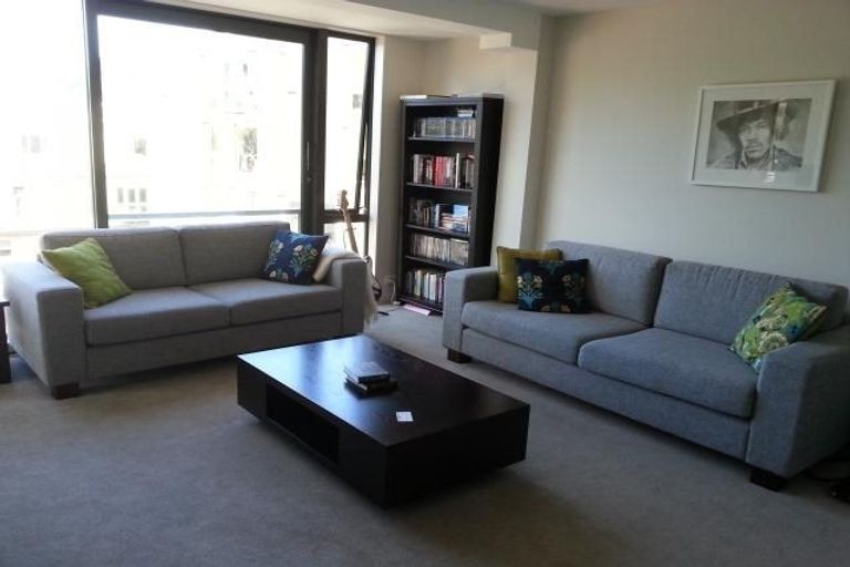 Photo of property in Nouvo Apartments, 4e/21 Rugby Street, Mount Cook, Wellington, 6021