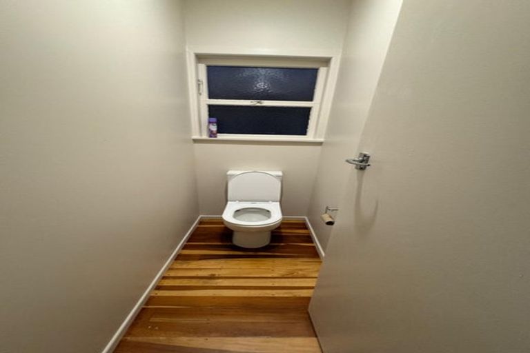 Photo of property in 29 Hillcrest Grove, Hillpark, Auckland, 2102