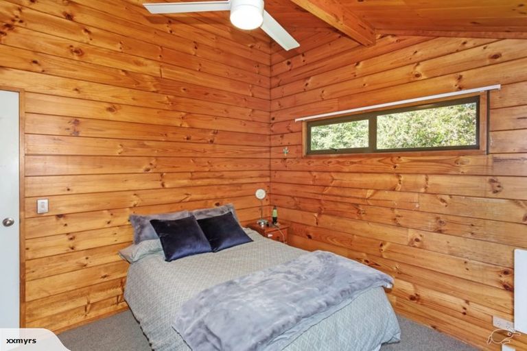 Photo of property in 42 Karioitahi Road, Waiuku, 2683