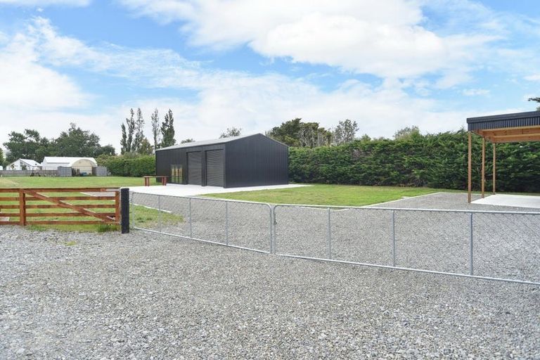 Photo of property in 69a Douglas Road, Amberley, 7410