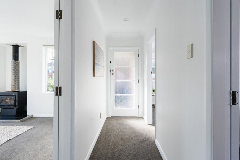Photo of property in 29 Glendevon Place, Vauxhall, Dunedin, 9013