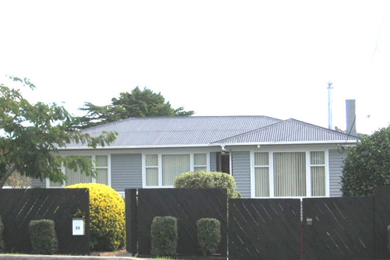 Photo of property in 51 Forest Hill Road, Henderson, Auckland, 0612