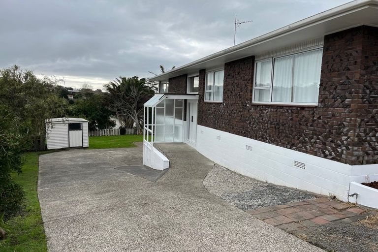 Photo of property in 23 Stapleford Crescent, Browns Bay, Auckland, 0630