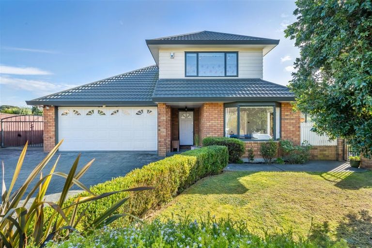 Photo of property in 70 Samwell Drive, Whitby, Porirua, 5024