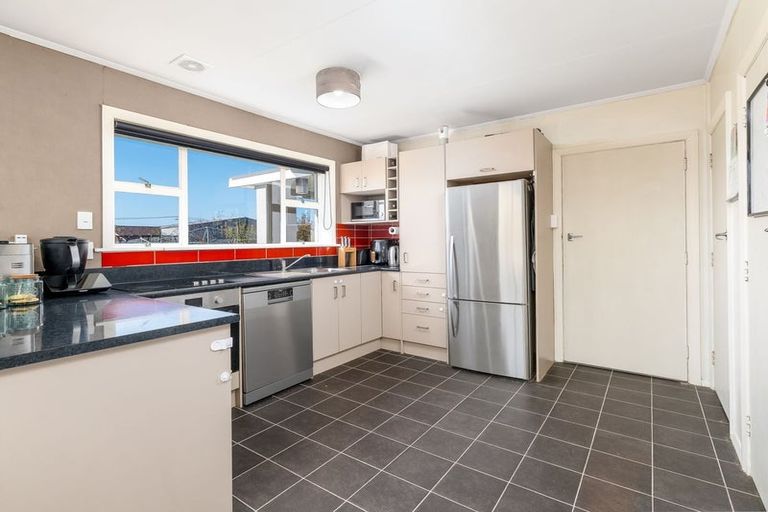 Photo of property in 8 Balmoral Street, Waimate, 7924