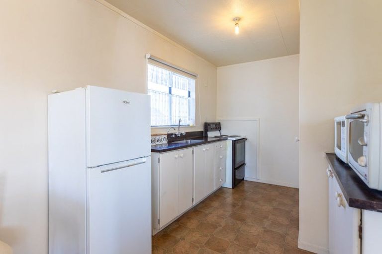 Photo of property in 16 Burgoyne Street, Woodville, 4920