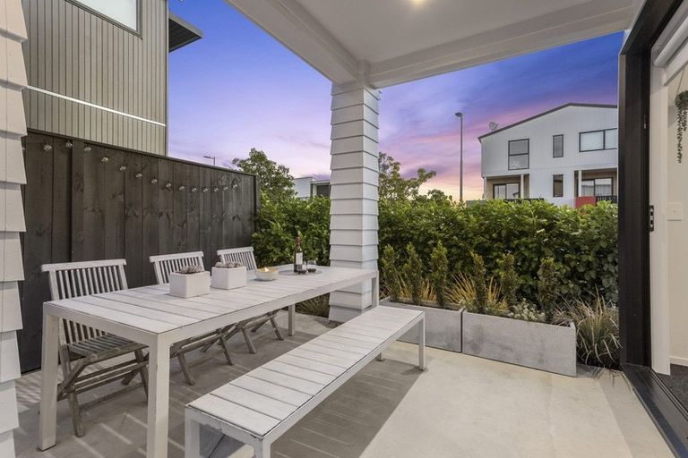 Photo of property in 36 Onekiritea Road, Hobsonville, Auckland, 0616