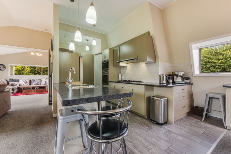 Photo of property in 29a Ranui Street, Waikawa, Picton, 7220