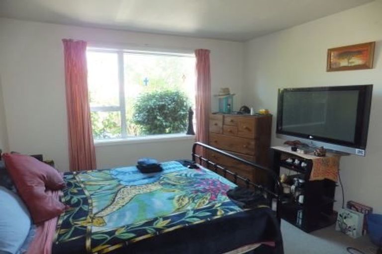 Photo of property in 102 Roberta Drive, Somerfield, Christchurch, 8024