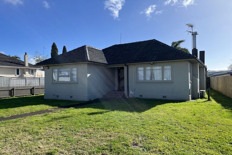 Photo of property in 1/27 Halsey Road, Manurewa, Auckland, 2102