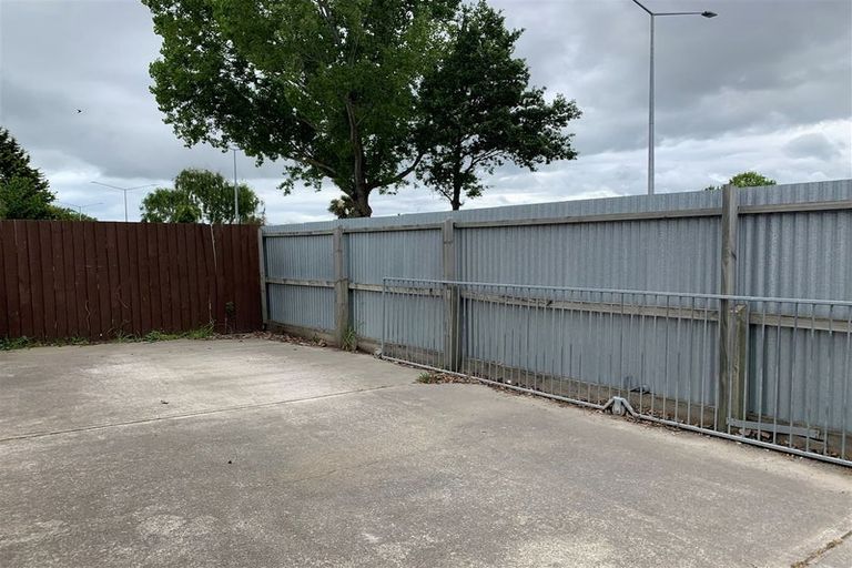 Photo of property in 147 Ensors Road, Waltham, Christchurch, 8023