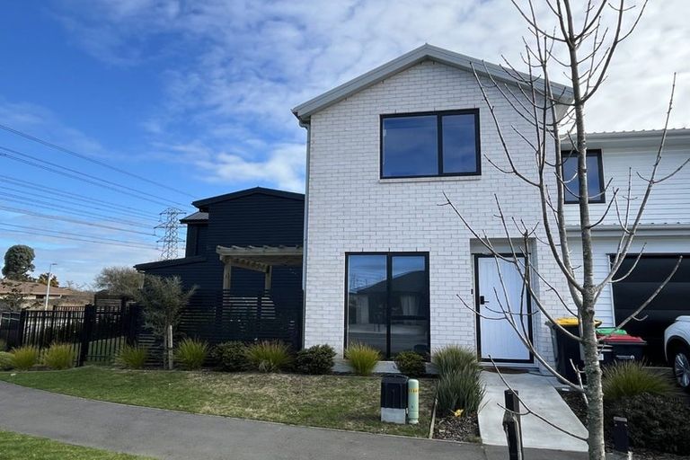 Photo of property in 38 Miromiro Street, Broomfield, Christchurch, 8042