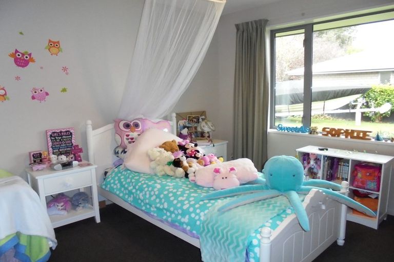 Photo of property in 50 Brookwater Avenue, Northwood, Christchurch, 8051