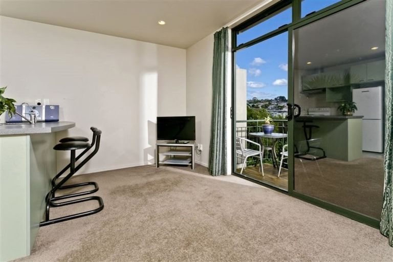 Photo of property in Albany Central, 16a/210 Dairy Flat Highway, Albany, Auckland, 0632