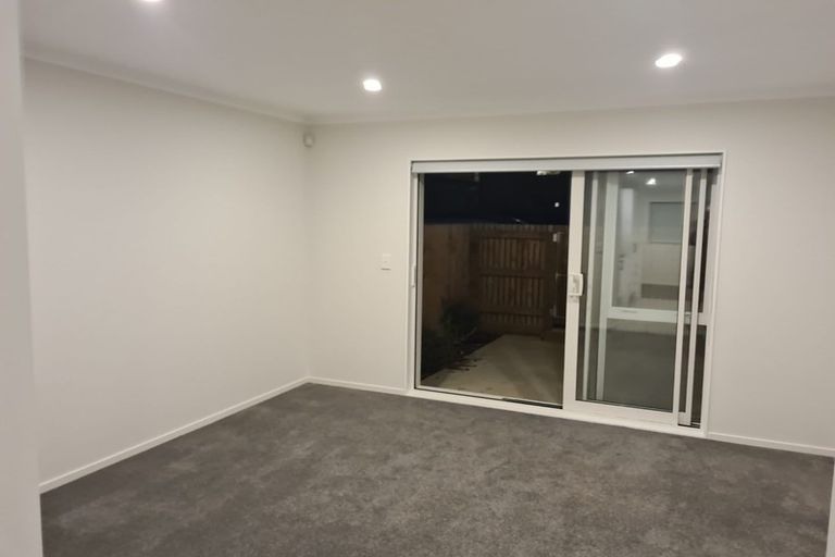 Photo of property in 49 Melksham Drive, Churton Park, Wellington, 6037