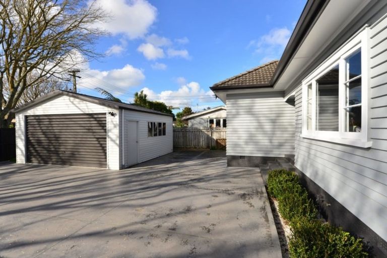 Photo of property in 1 Olwyn Terrace, Dinsdale, Hamilton, 3204