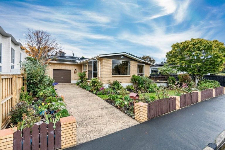 Photo of property in 93 Cannington Road, Maori Hill, Dunedin, 9010