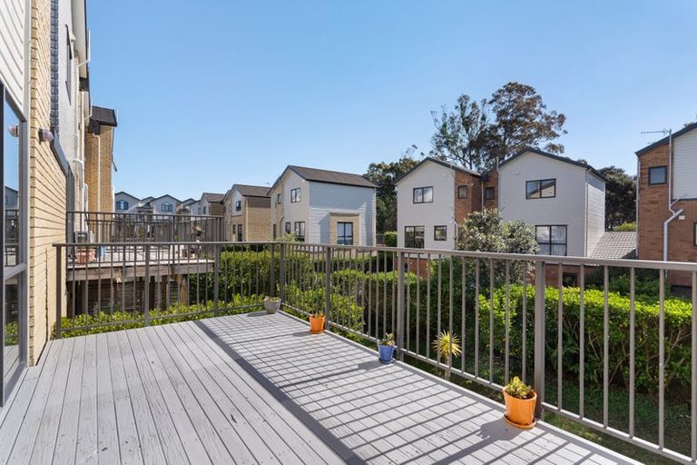 Photo of property in St Claire Village, 62/172 Mcleod Road, Te Atatu South, Auckland, 0610