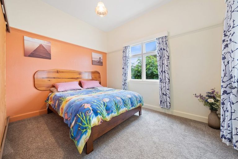 Photo of property in 227 Marine Parade, New Brighton, Christchurch, 8061