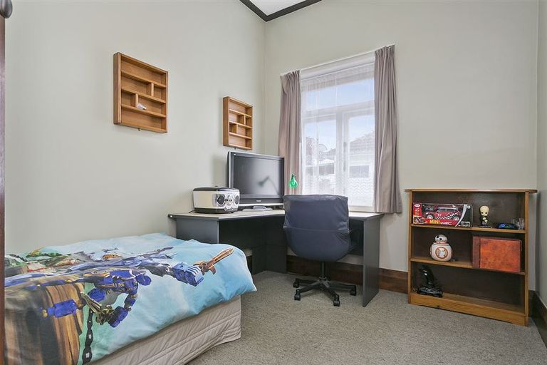 Photo of property in 64 Grey Street, Cambridge, 3434