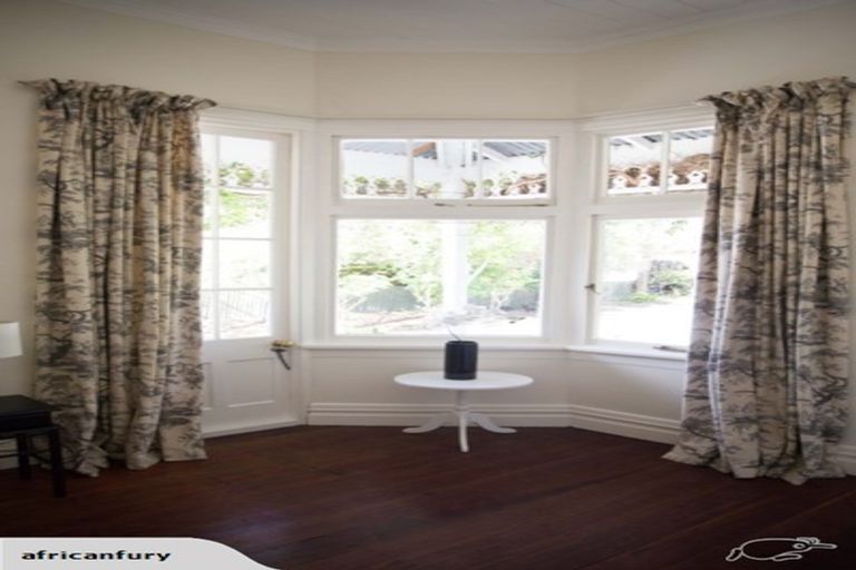 Photo of property in 6 Main Street, Greytown, 5712