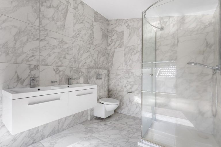 Photo of property in 30 Marine Parade, Mount Maunganui, 3116