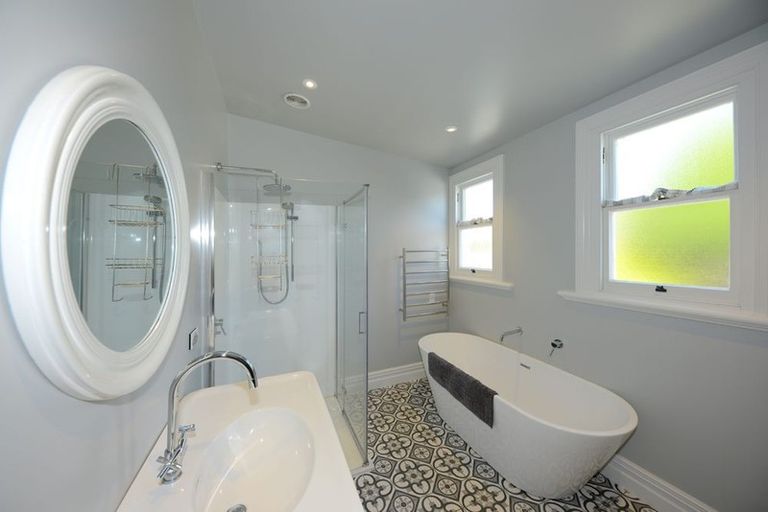 Photo of property in 1 Norwood Street, Beckenham, Christchurch, 8023