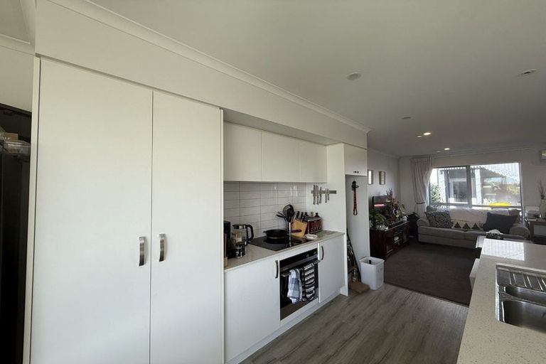 Photo of property in 2 Tippet Crescent, Wigram, Christchurch, 8025