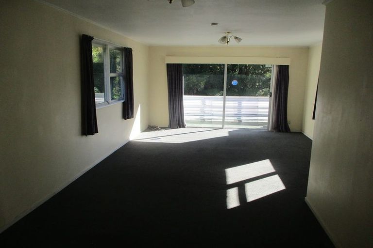 Photo of property in 76 Helena Street, Massey, Auckland, 0614