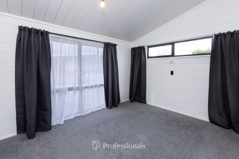 Photo of property in 99 Gibbons Street, Ebdentown, Upper Hutt, 5018