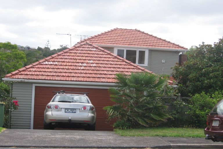 Photo of property in 1/6 Napoleon Avenue, Milford, Auckland, 0620