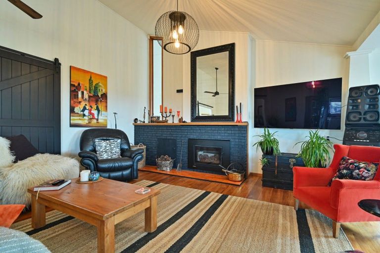 Photo of property in 21 Albany Lane, Havelock North, 4130