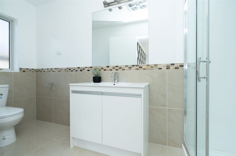 Photo of property in 210 Saint James Drive, Huntington, Hamilton, 3210