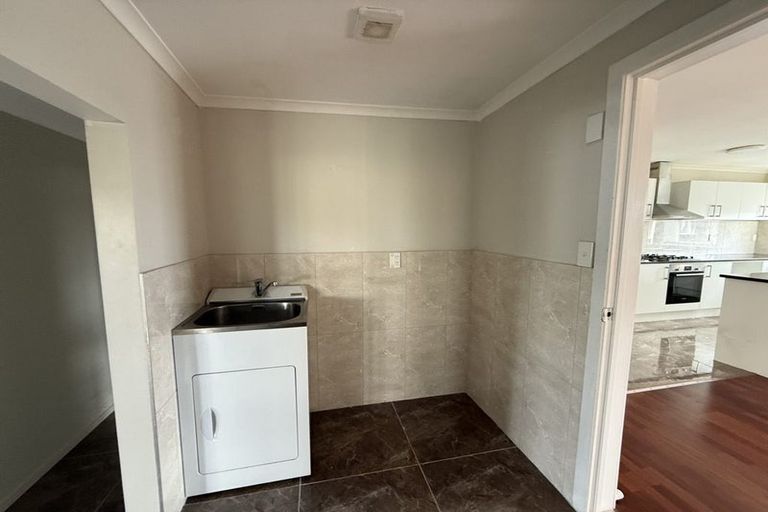 Photo of property in 115 Riverhead Road, Kumeu, 0892