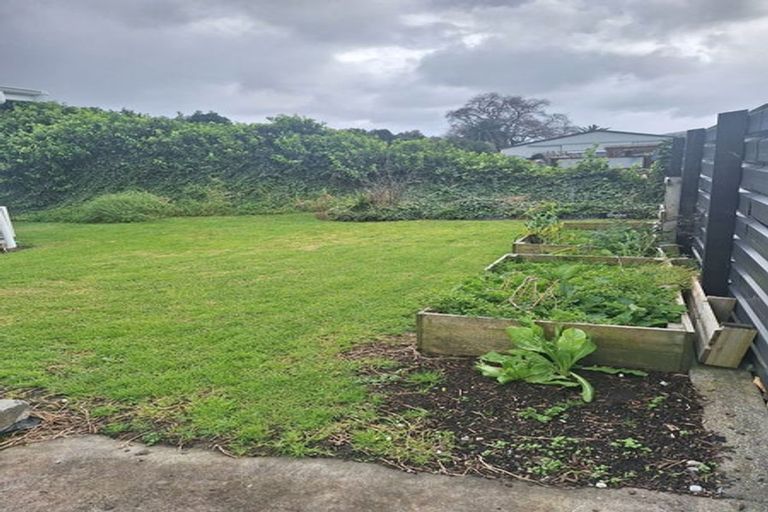 Photo of property in 24 Matthews Road, Tamarau, Gisborne, 4010