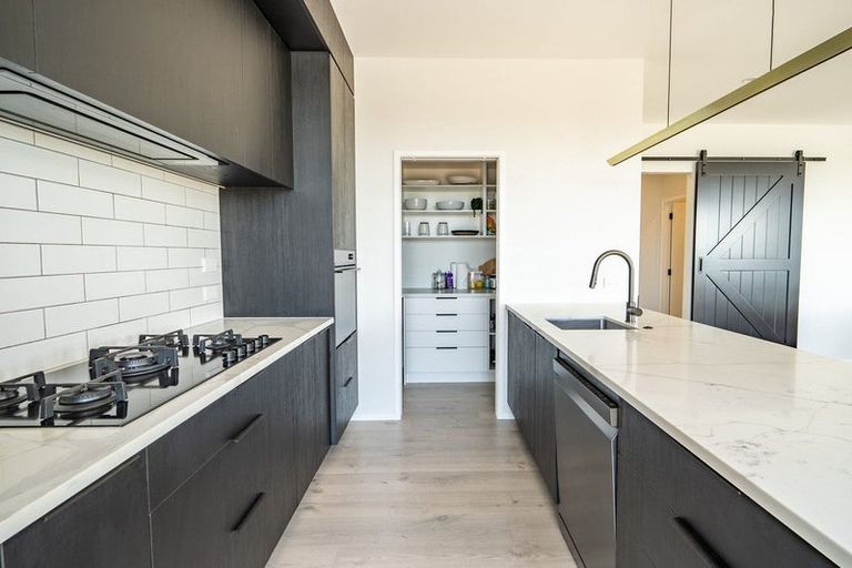 Photo of property in 32 Oyster Place, Omokoroa, 3114
